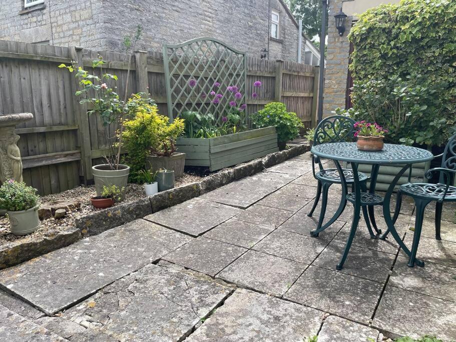 No 96 Chapel Lane - Self Contained Cottage In The Heart Of Butleigh Exterior photo